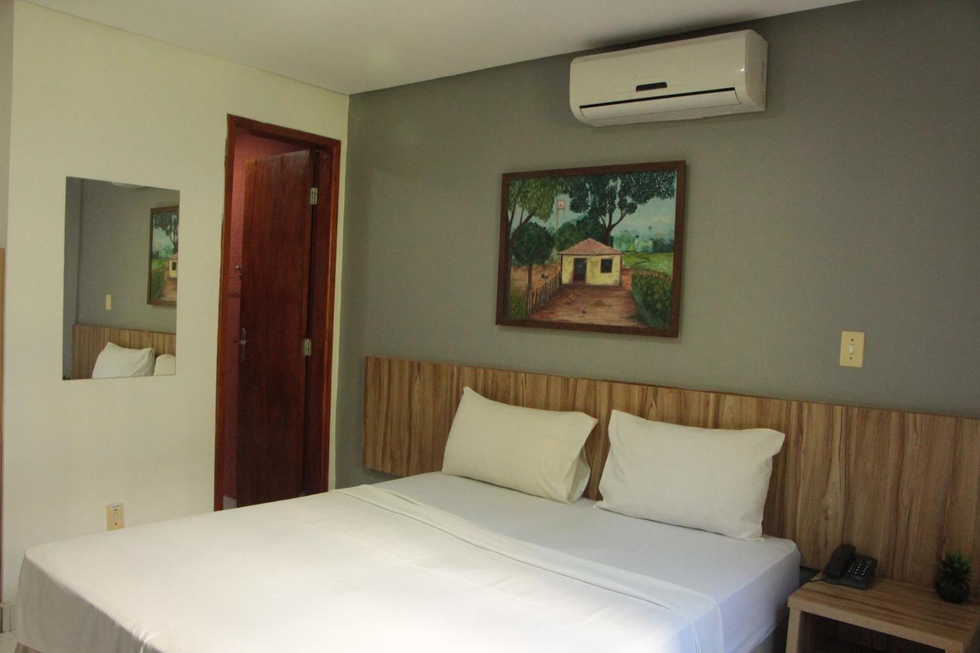 Cr Hotel Bueno - Antigo Hotel Serras De Goyaz Goiânia Exteriör bild A room at the hotel