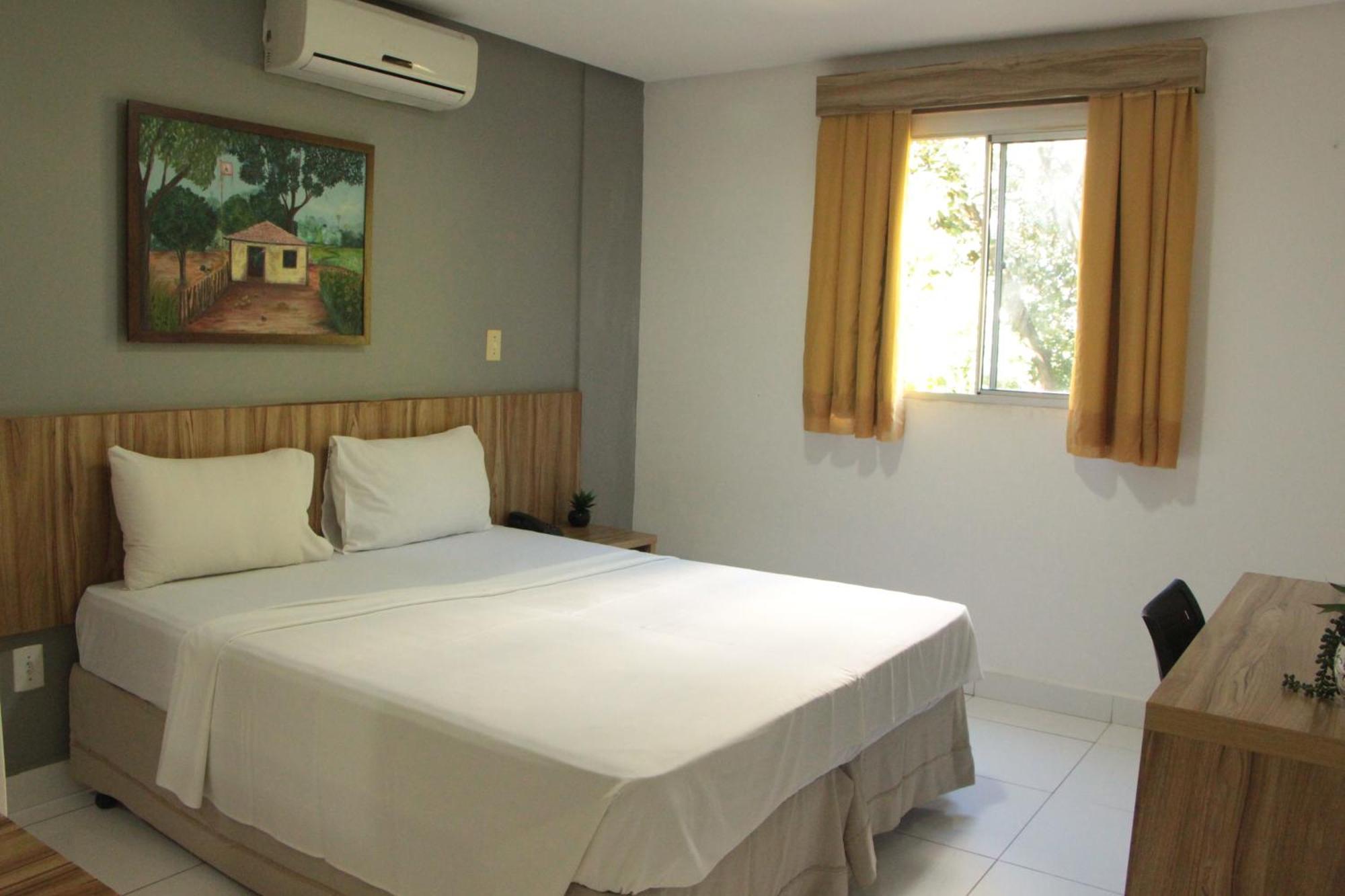 Cr Hotel Bueno - Antigo Hotel Serras De Goyaz Goiânia Exteriör bild A room at the hotel