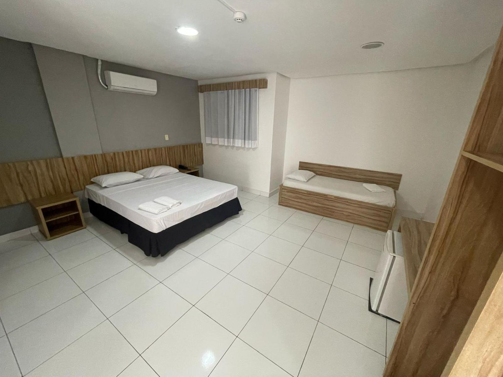 Cr Hotel Bueno - Antigo Hotel Serras De Goyaz Goiânia Exteriör bild