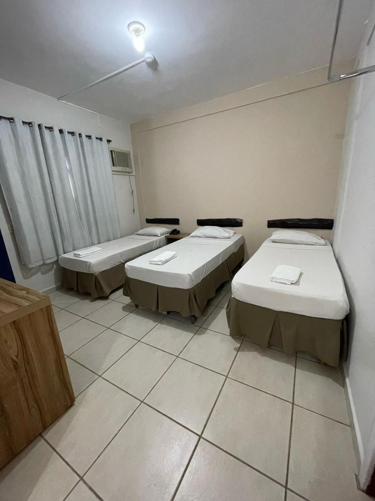 Cr Hotel Bueno - Antigo Hotel Serras De Goyaz Goiânia Exteriör bild A room at the hotel
