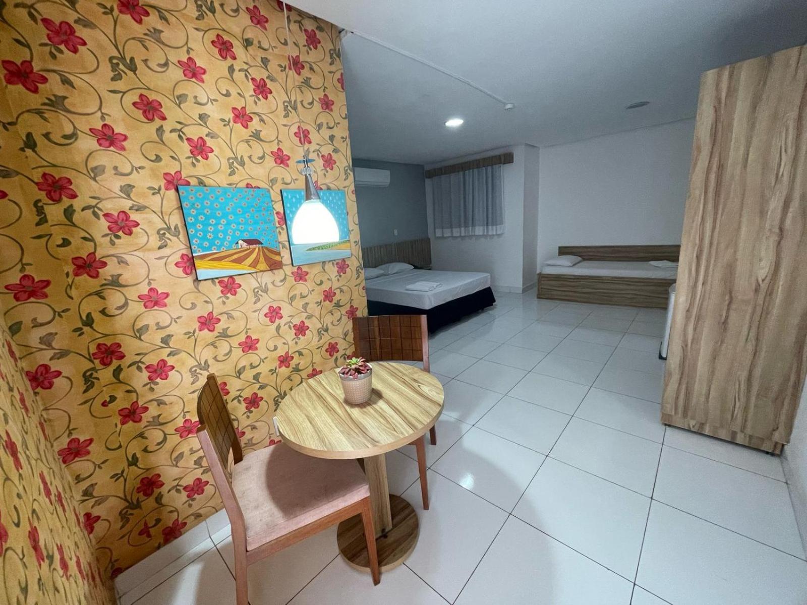 Cr Hotel Bueno - Antigo Hotel Serras De Goyaz Goiânia Exteriör bild A room at the hotel